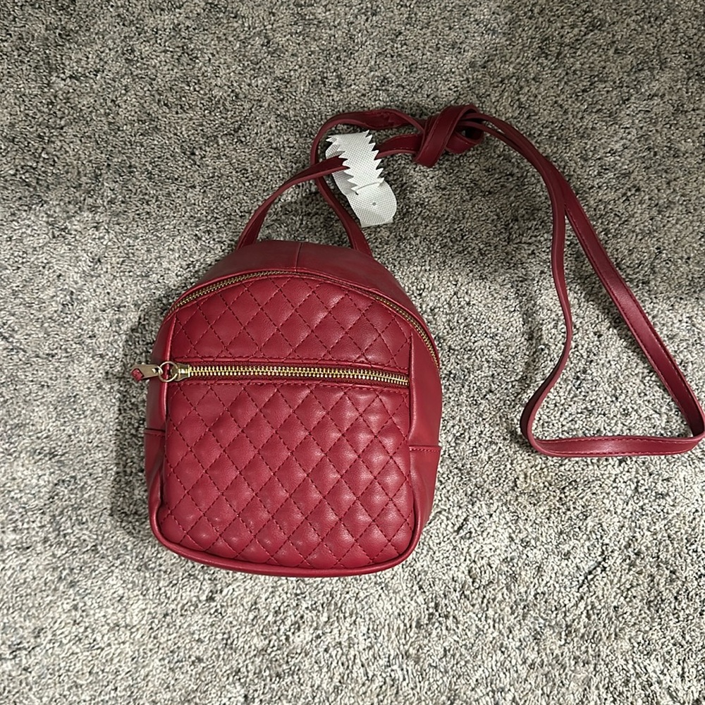 BRAND NEW Cross Body Bag